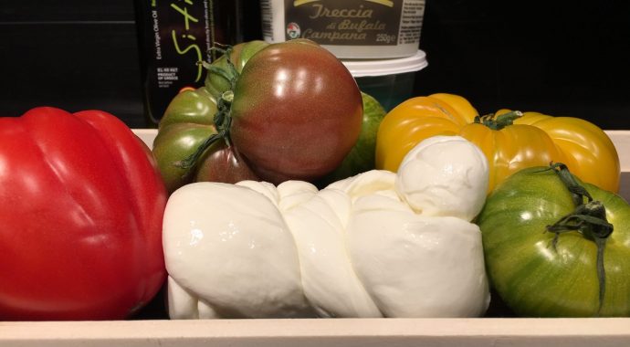 Tomato salad with burrata